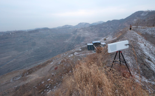 Portable Digital Phased Array Monitoring Radar with 120° Wide Monitoring Angle and Sub-millimeter-level High-Precision Deformation Monitoring for Slope Safety