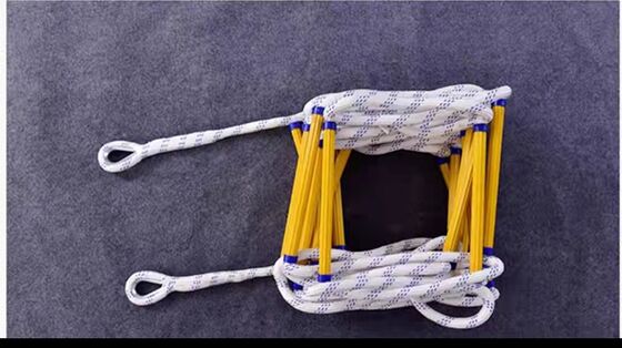 লাইভ-সলভিং লেদার বাইরের বাইরে ব্যবহার করা যেতে পারে যা আর্দ্রতা এবং জারা প্রতিরোধী